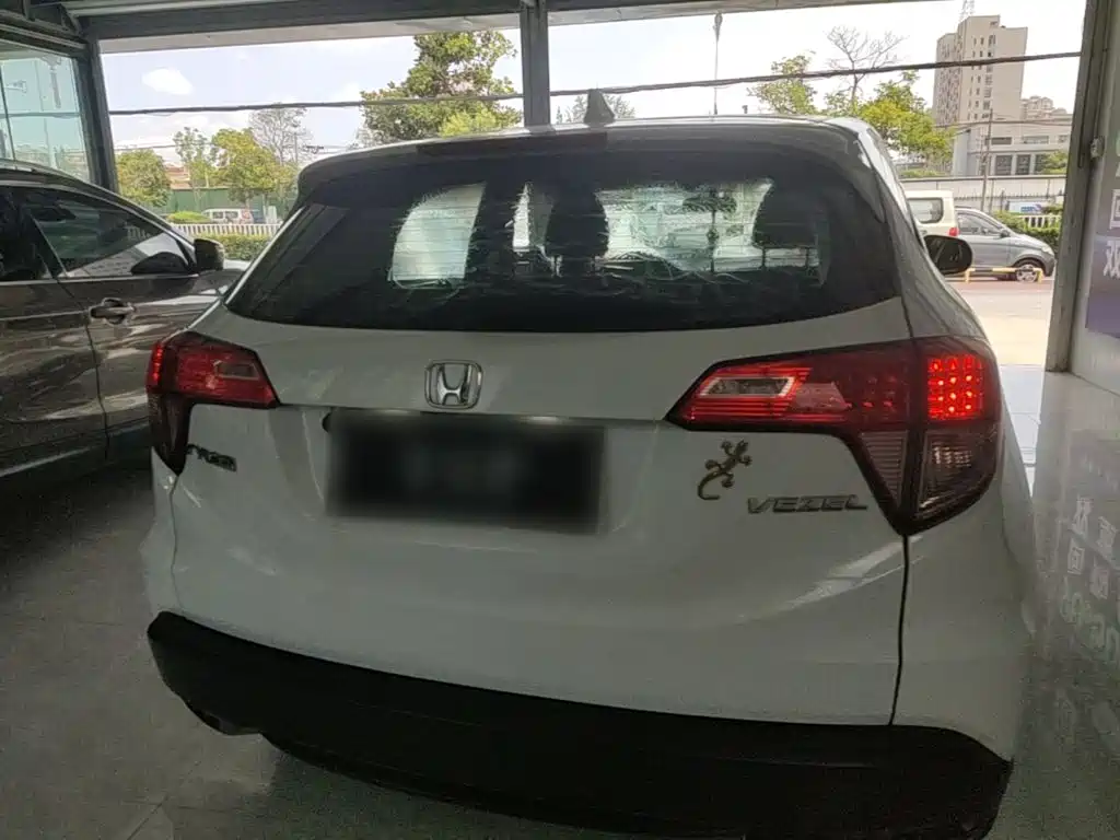 Honda Vezel — миниатюра 6