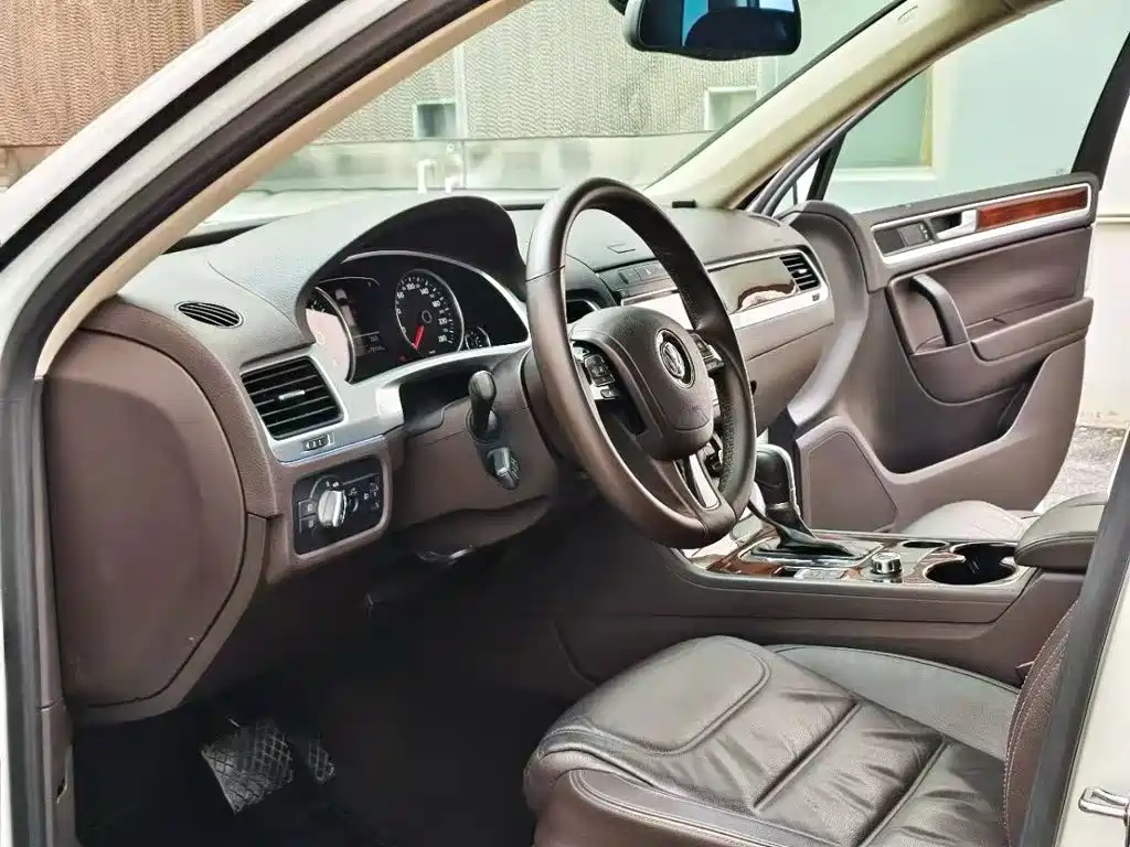 Volkswagen Touareg — миниатюра 22