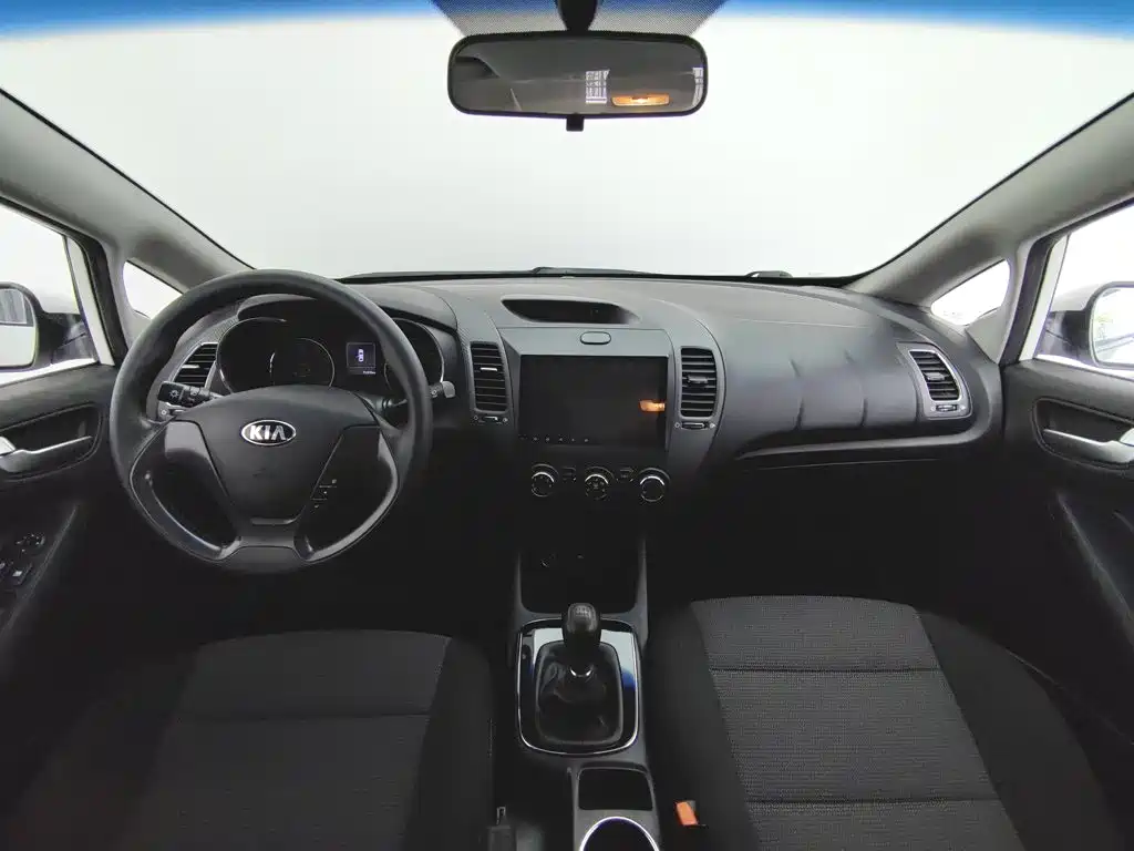 Kia K3 — миниатюра 5