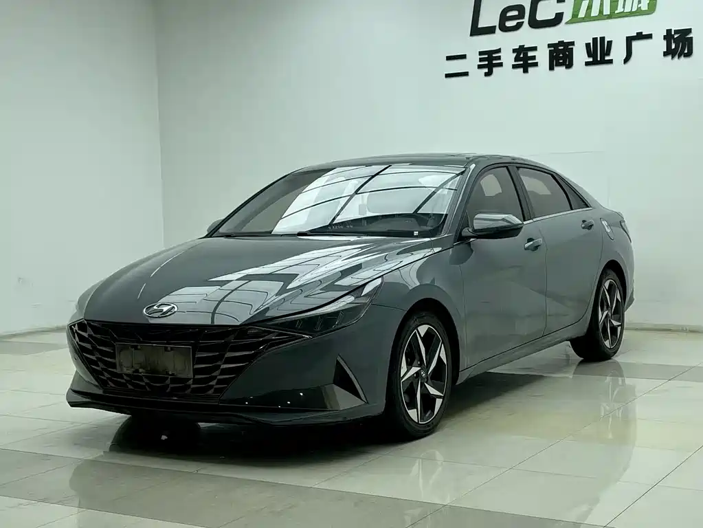 Hyundai Elantra 2021