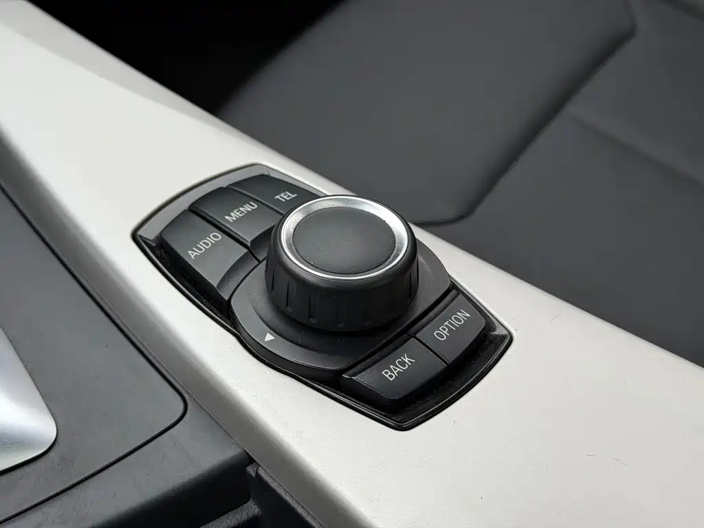 BMW 3 Series — миниатюра 18