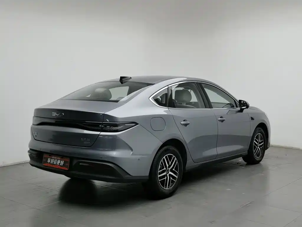 BYD Seal 05 DM-i — миниатюра 2