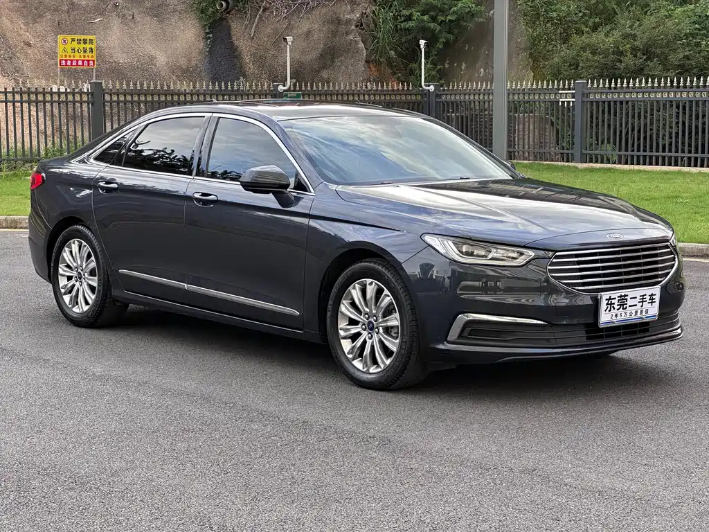 Ford Taurus — миниатюра 2