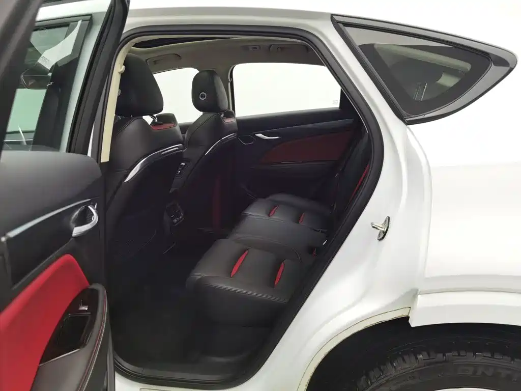 Geely Xingyue — миниатюра 15