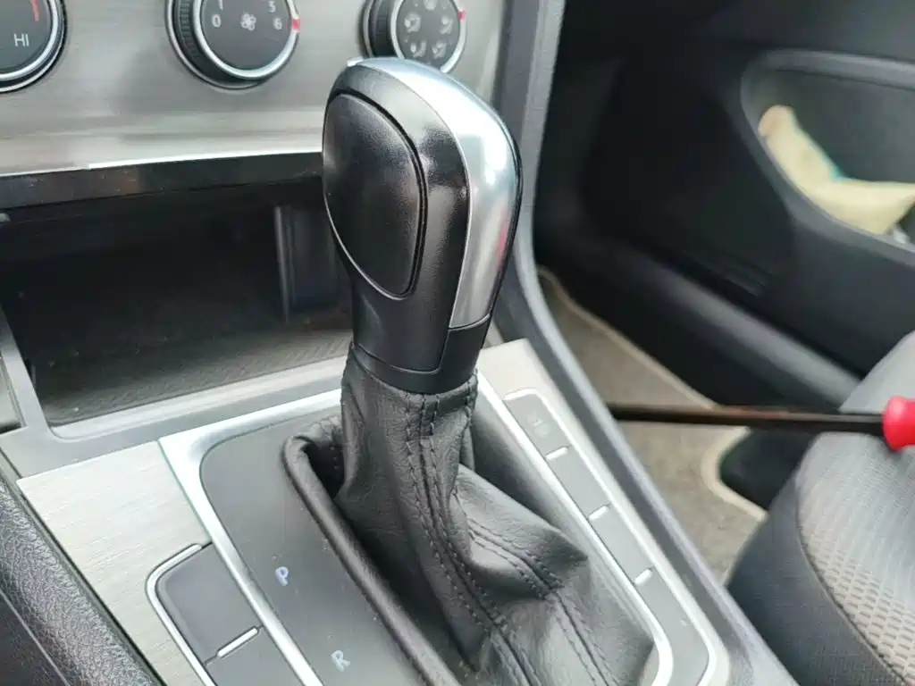 Volkswagen Golf — миниатюра 19
