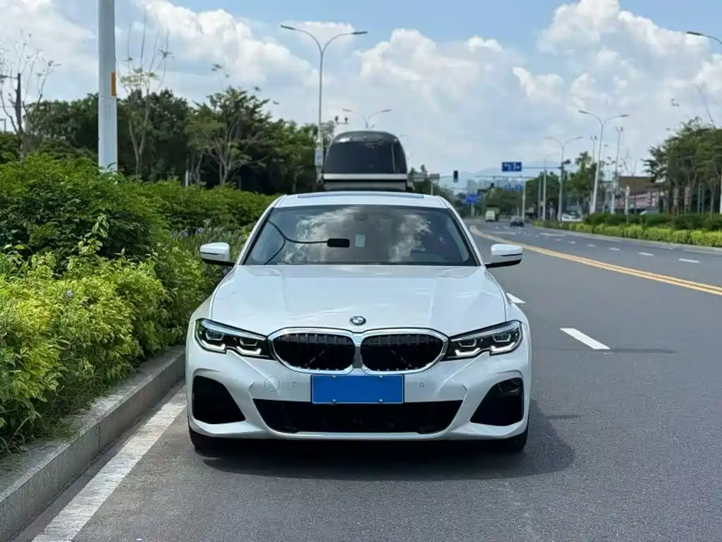 BMW 3 Series — миниатюра 24