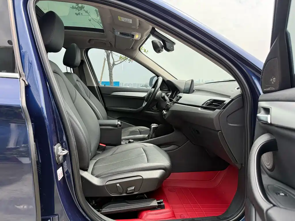 BMW X1 — миниатюра 11