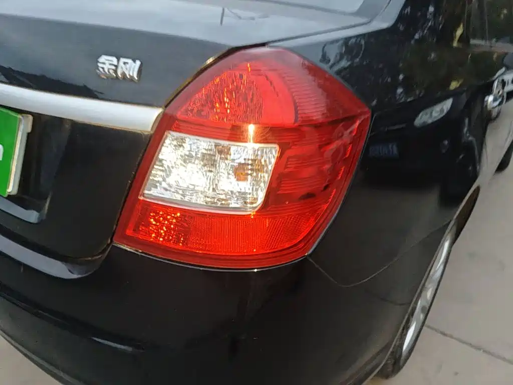 Geely King Kong — миниатюра 8