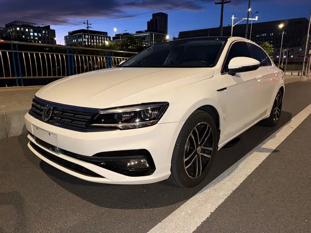 Volkswagen Lamando