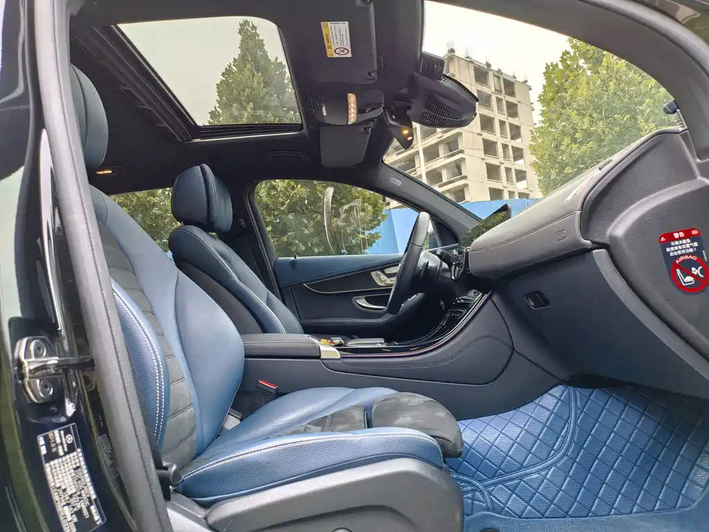Mercedes-Benz EQC — миниатюра 15