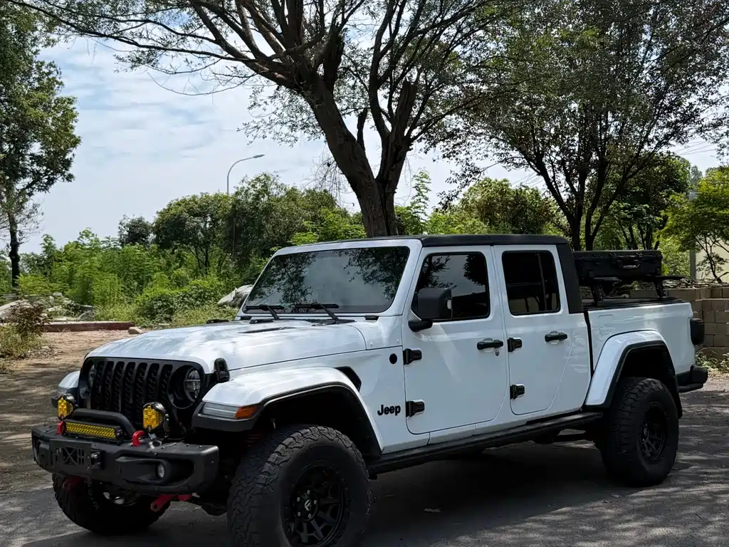 Jeep Gladiator — миниатюра 5