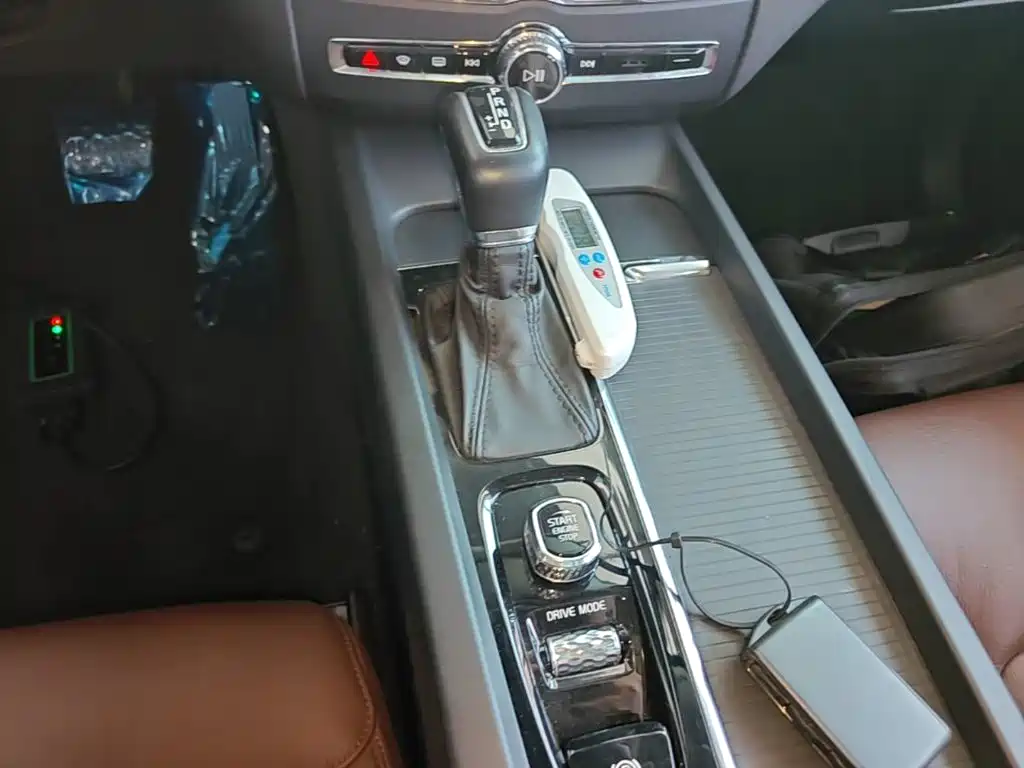Volvo XC60 — миниатюра 14