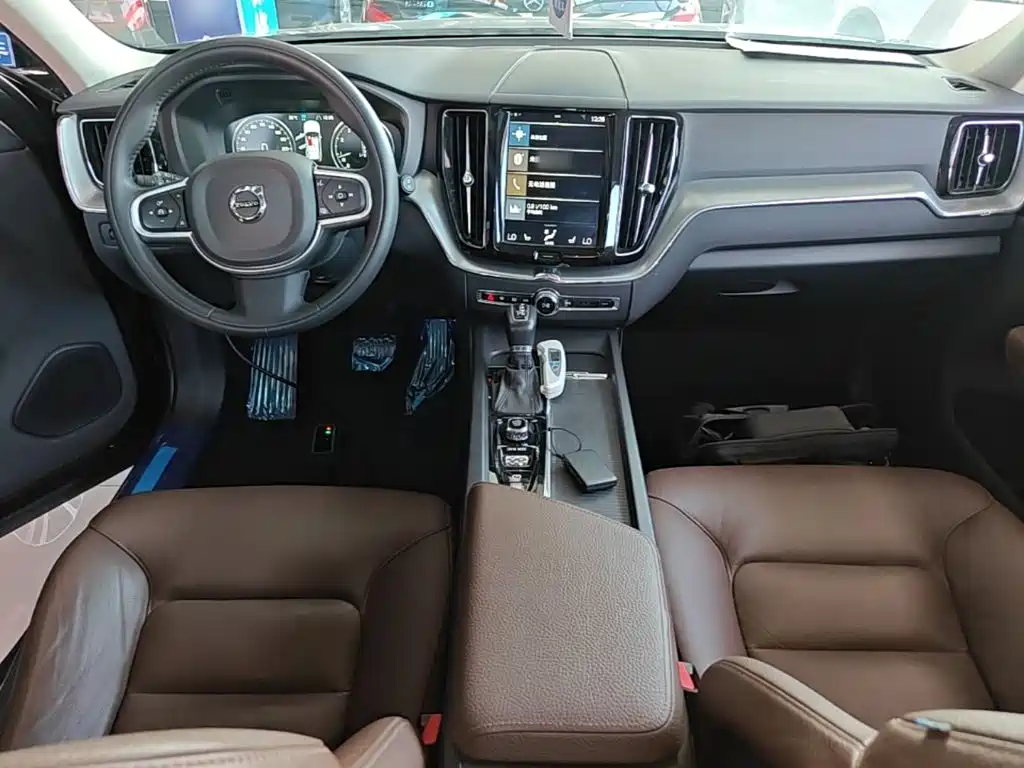 Volvo XC60 — миниатюра 10