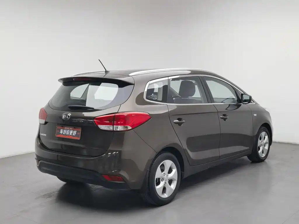 Kia Carens — миниатюра 2