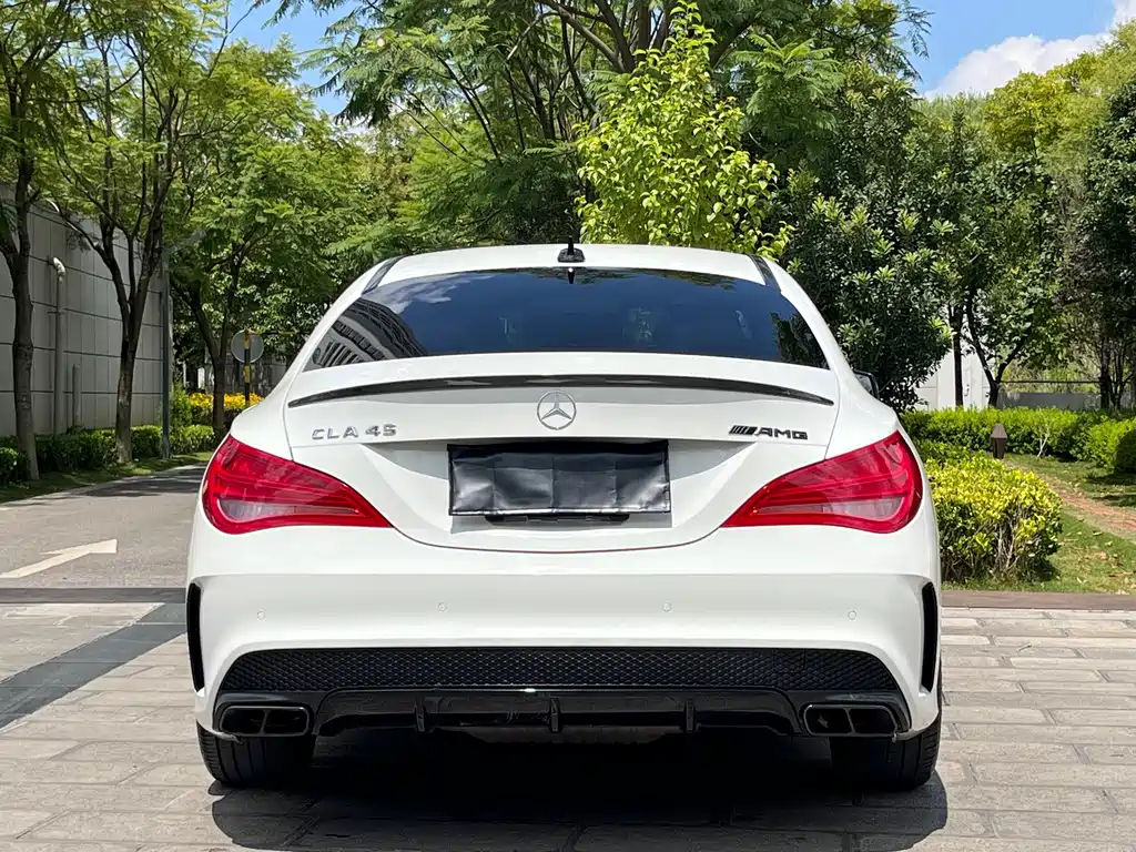 Mercedes-Benz CLA AMG — миниатюра 8