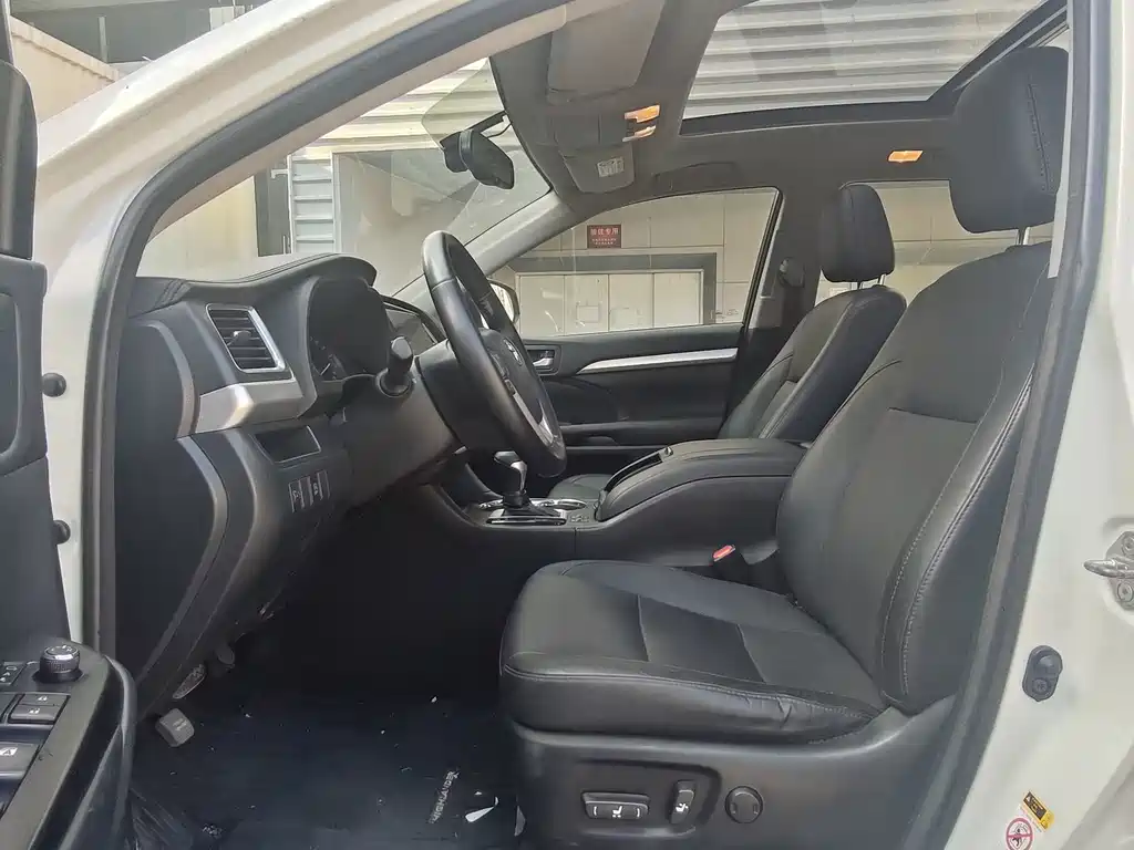 Toyota Highlander — миниатюра 13