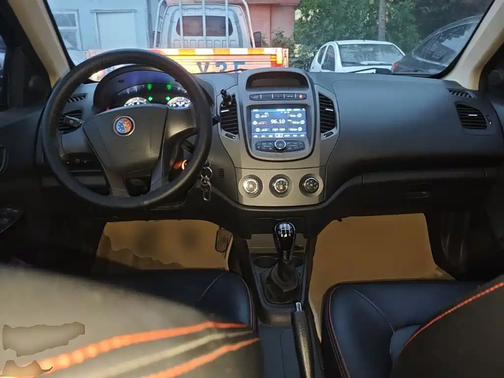 Geely King Kong — миниатюра 10
