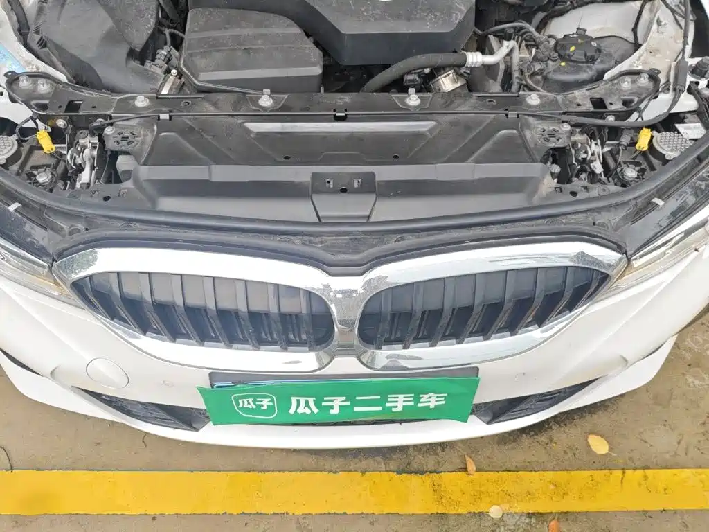 BMW 3 Series — миниатюра 21