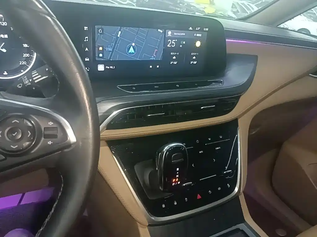 Buick GL8 — миниатюра 13