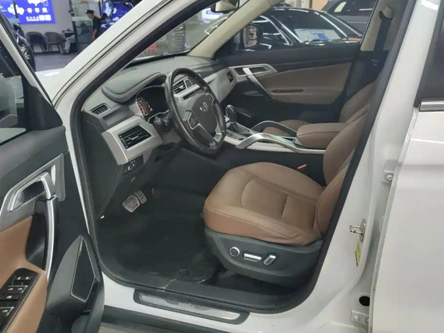 Geely Boyue — миниатюра 9