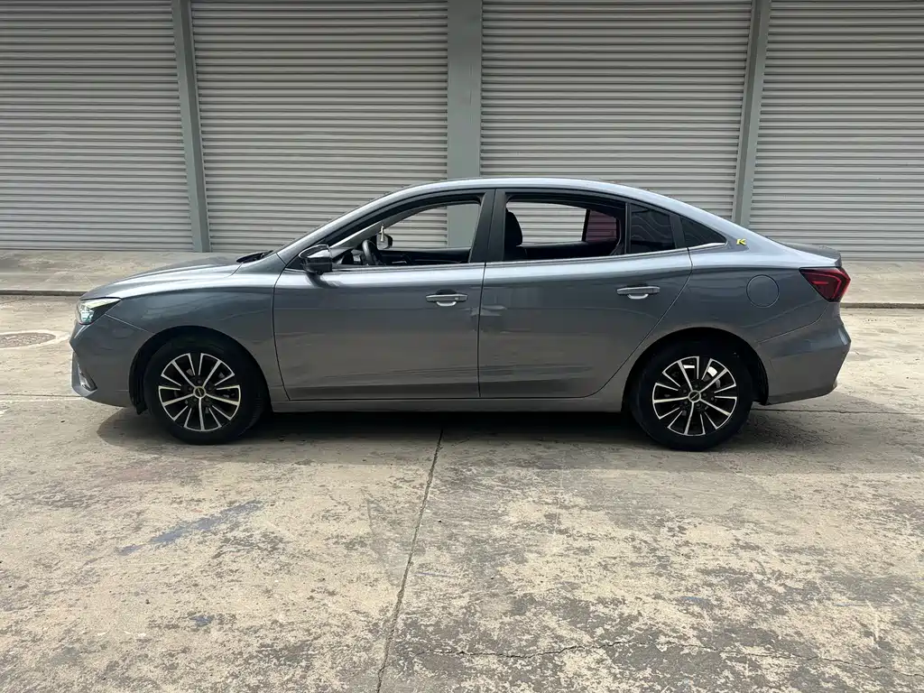 Roewe i5 — миниатюра 8