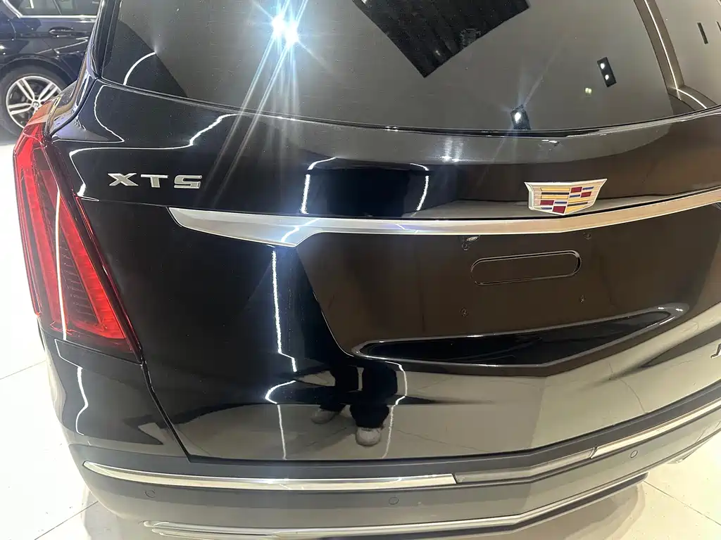 Cadillac XT5 2022 — фото 15