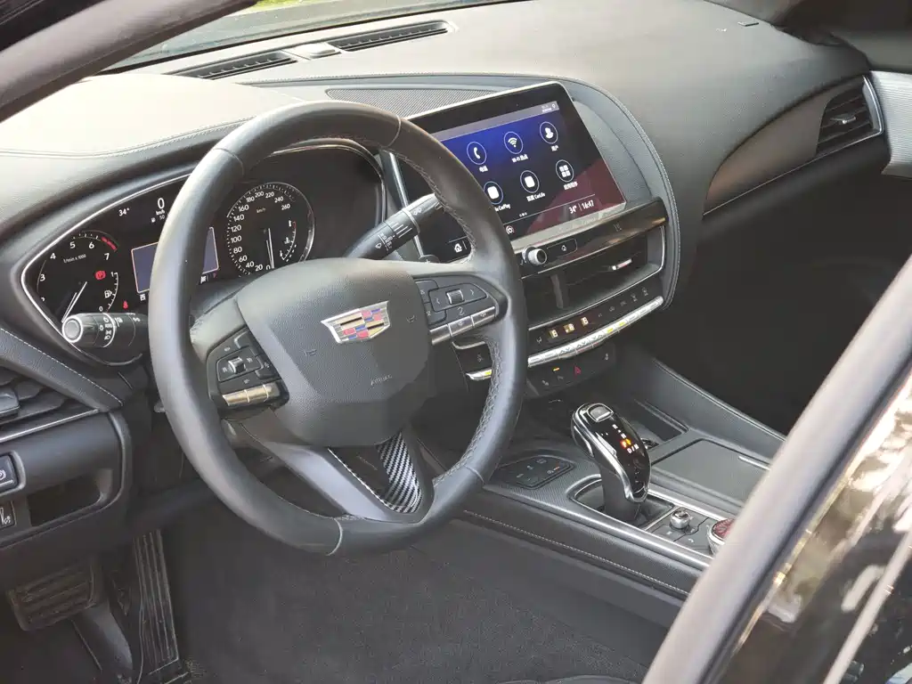 Cadillac CT5 — миниатюра 11