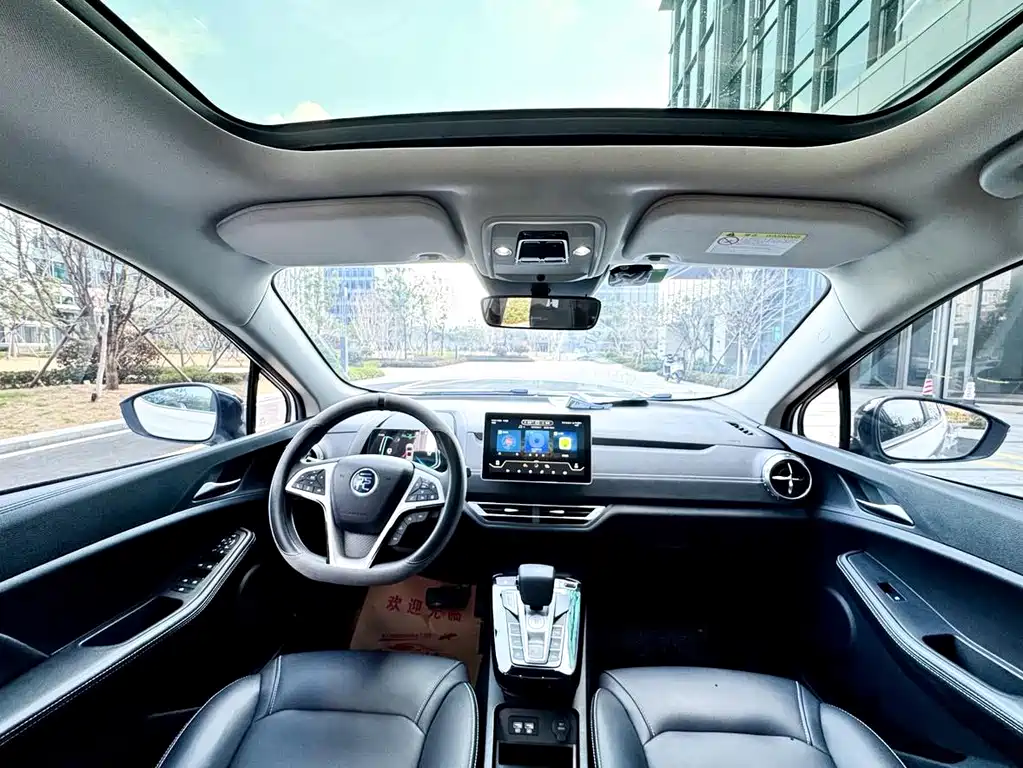 BYD Yuan EV — миниатюра 5