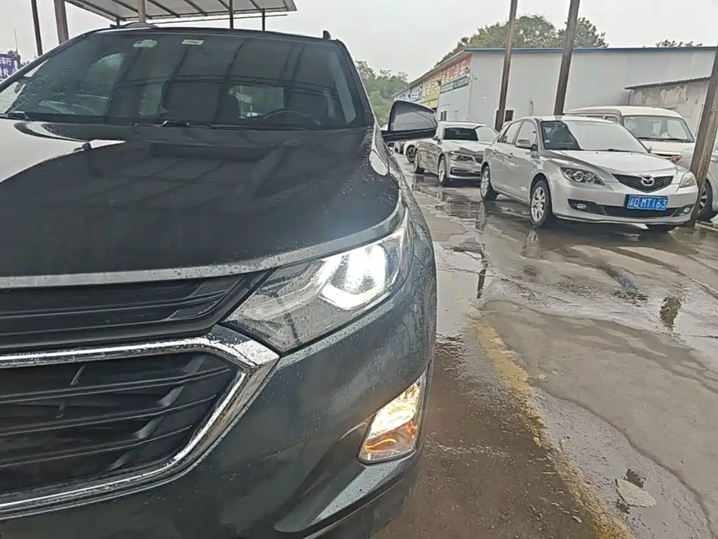 Chevrolet Equinox — миниатюра 24