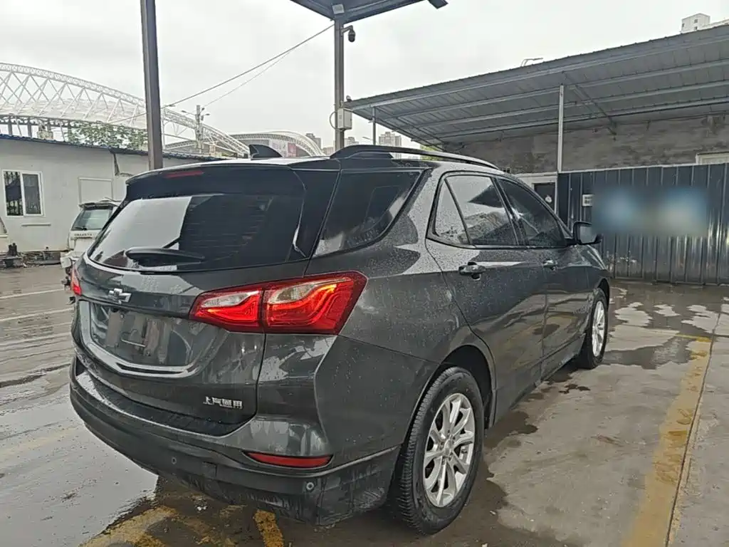 Chevrolet Equinox — миниатюра 7
