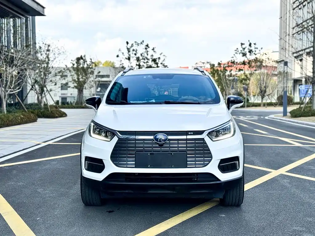 BYD Yuan EV — миниатюра 2