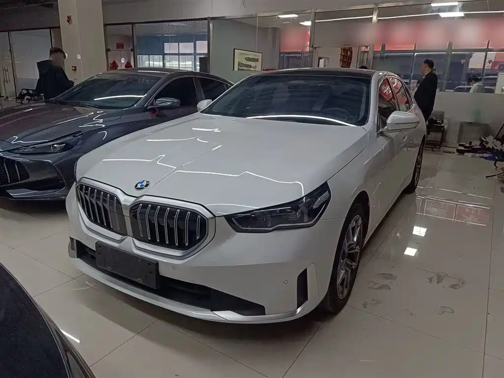 BMW 5 Series 5 2024 530Li Lead Luxury