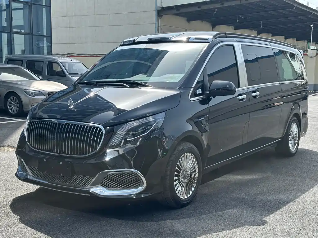 Mercedes-Benz Vito 2024