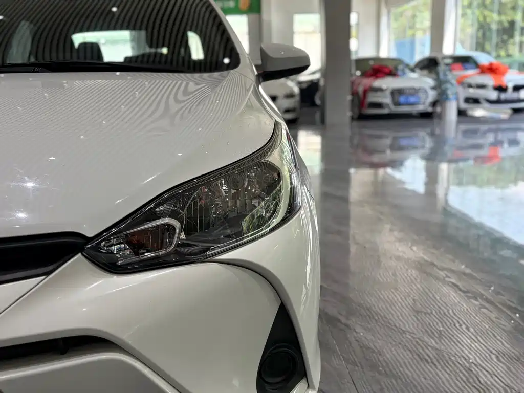 Toyota Yaris L — миниатюра 23