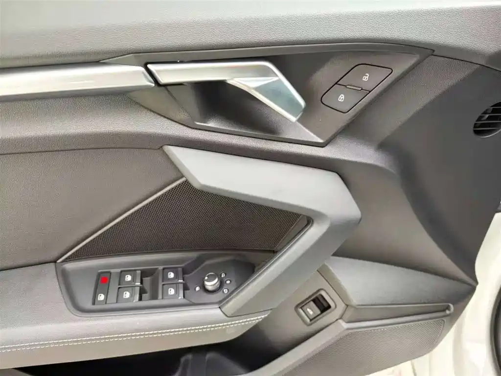 Audi A3 — миниатюра 10