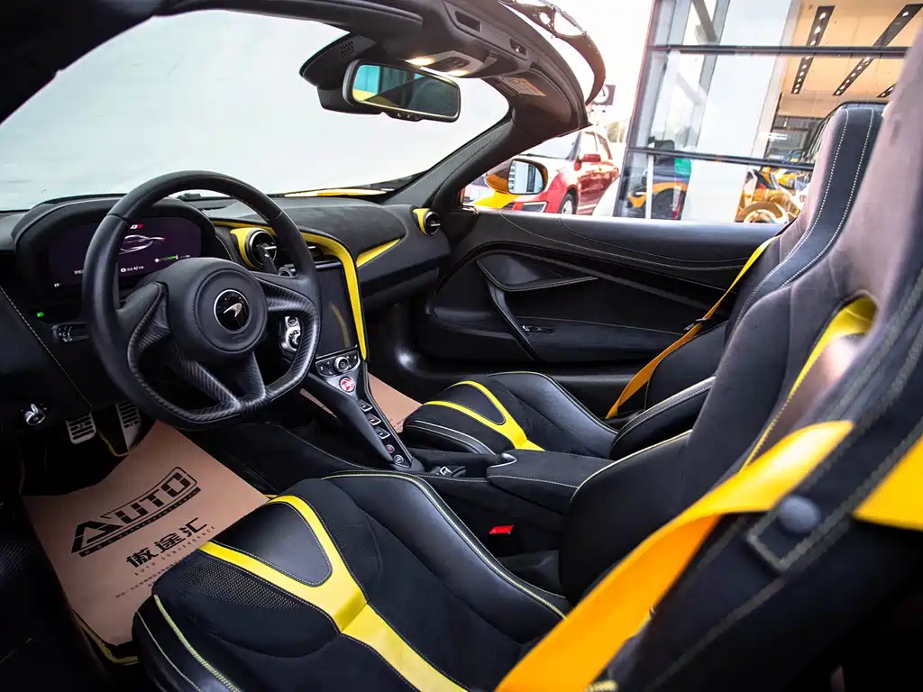 McLaren 720S — миниатюра 8