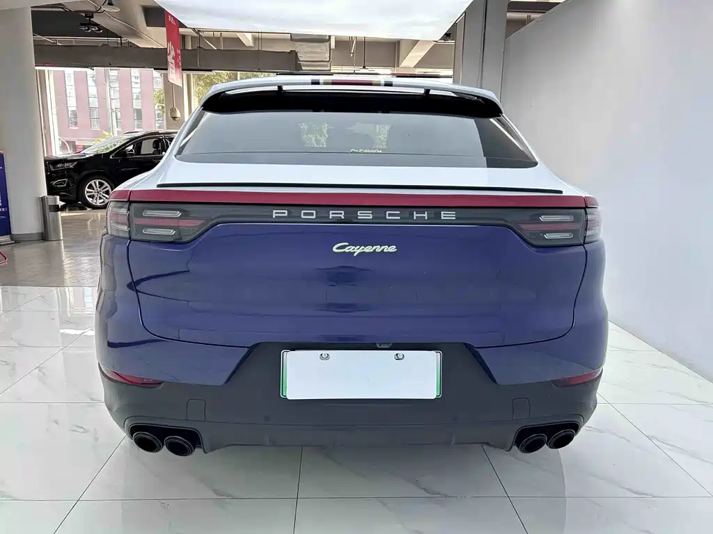 Porsche Cayenne Hybrid — миниатюра 19