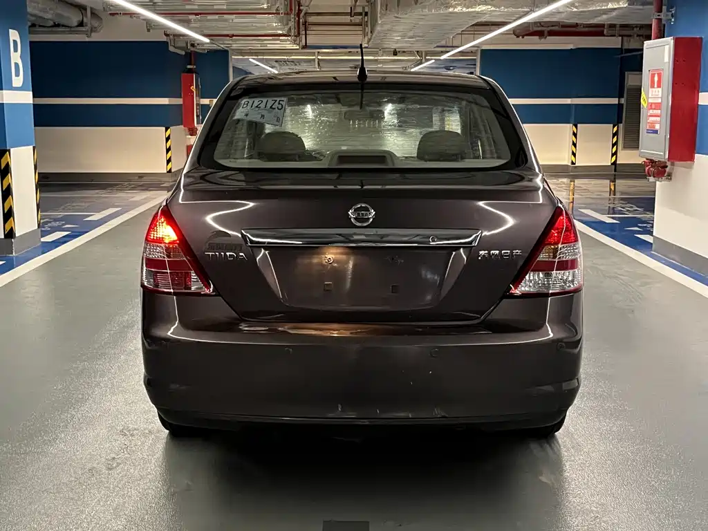 Nissan Tiida — миниатюра 5