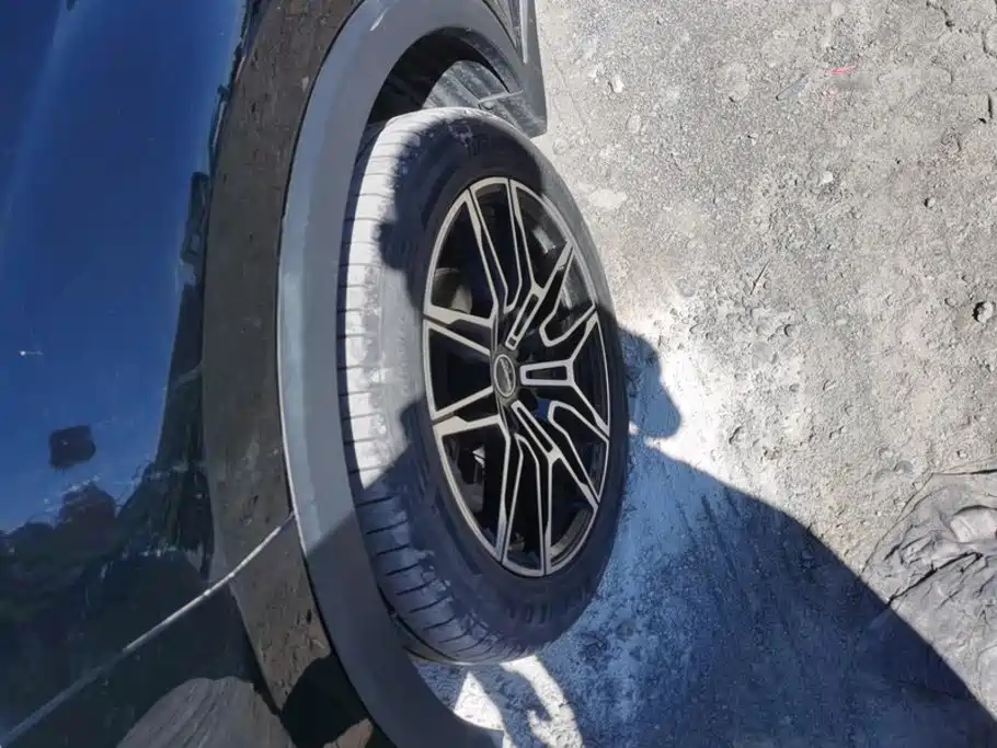 Roewe RX5 — миниатюра 6
