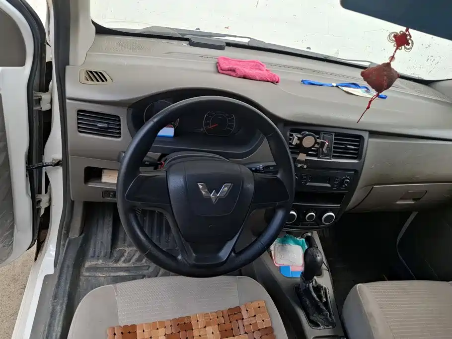 Wuling Rongguang V — миниатюра 15