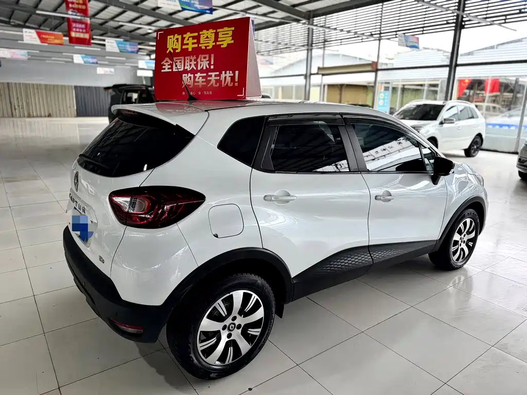 Renault Captur — миниатюра 5