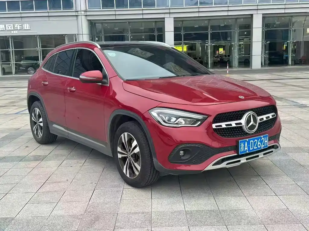 Mercedes-Benz GLA — миниатюра 2