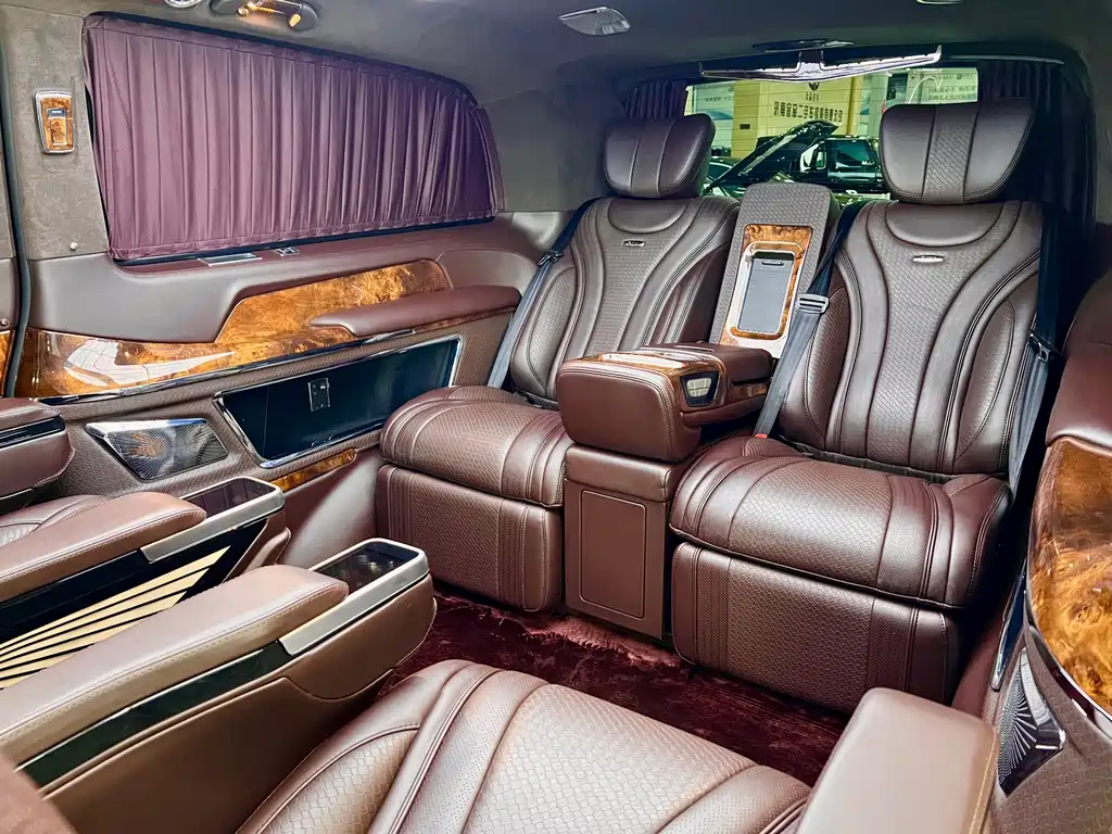 MERCEDES-BENZ V CLASS