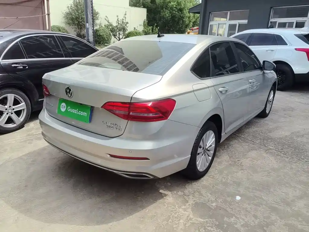 Volkswagen Lavida — миниатюра 7