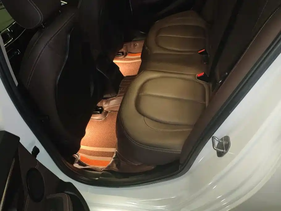 BMW 1 Series — миниатюра 11