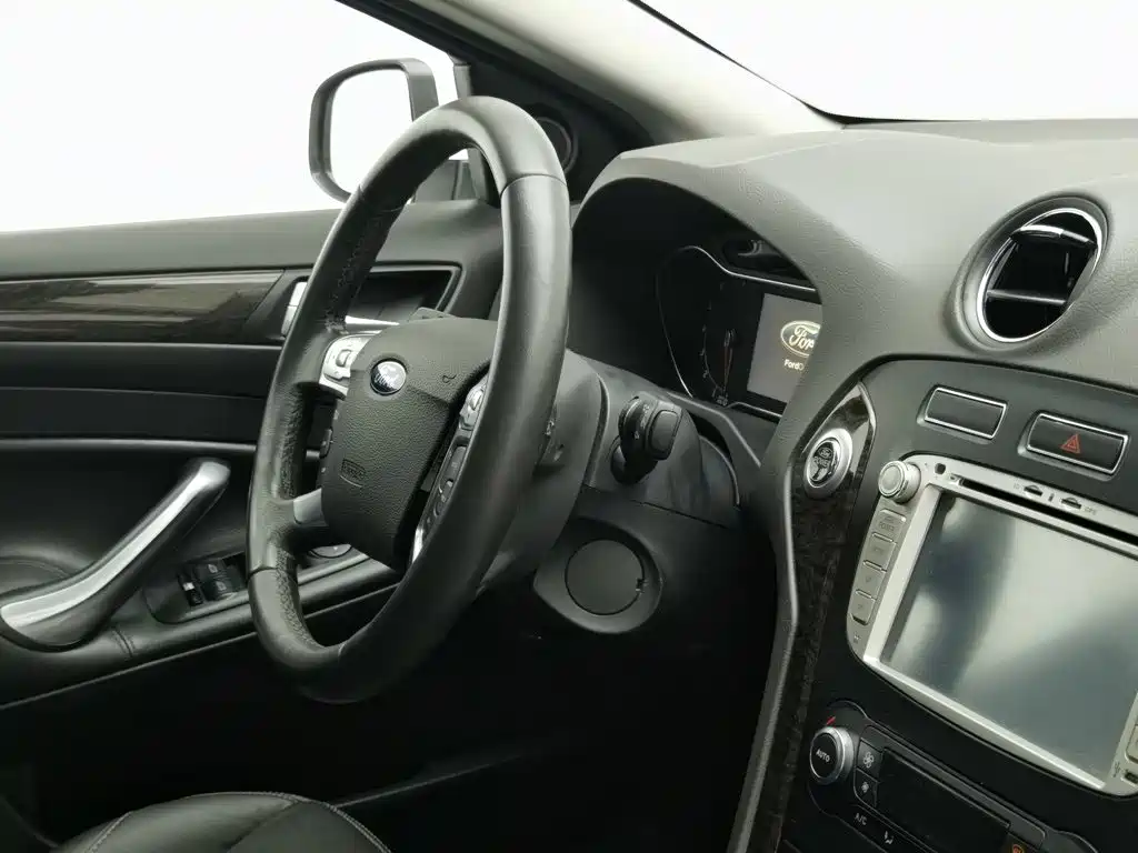 Ford Mondeo — миниатюра 22
