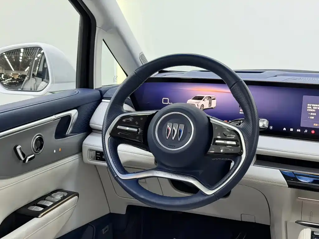 BUICK GL8 NEW ENERGY