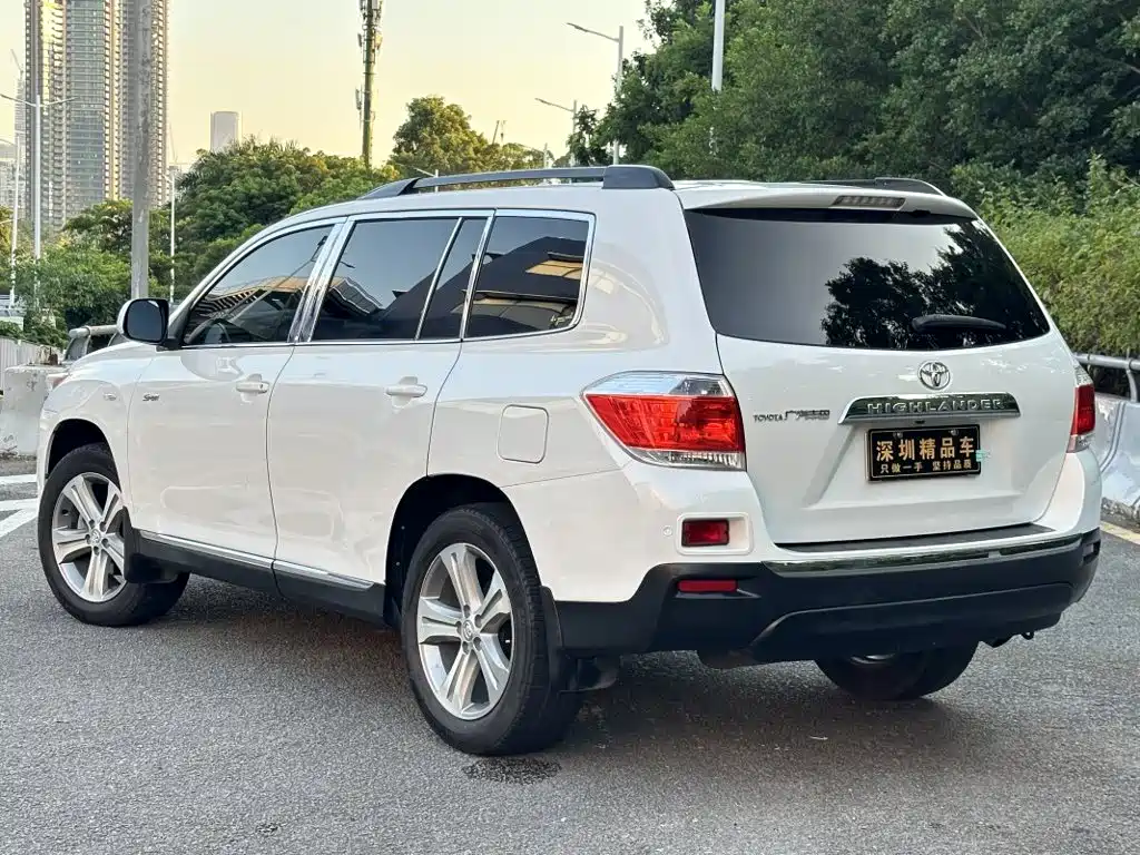Toyota Highlander — миниатюра 3