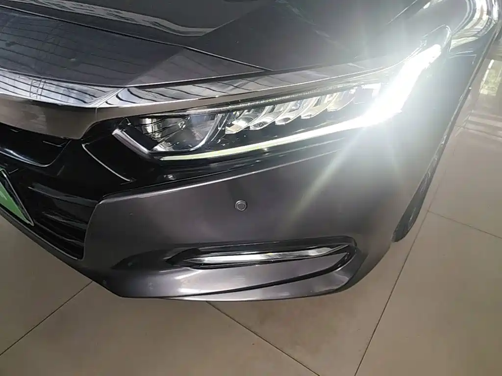 Honda Accord — миниатюра 24