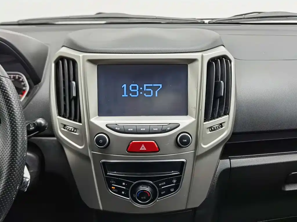 Haval H1 — миниатюра 12